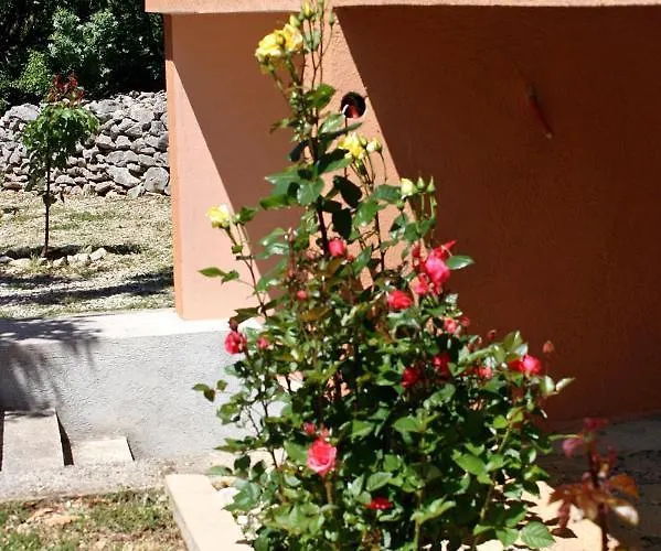 Διαμέρισμα With Parking Space Rovanjska, Paklenica - 6209 Rovanjska