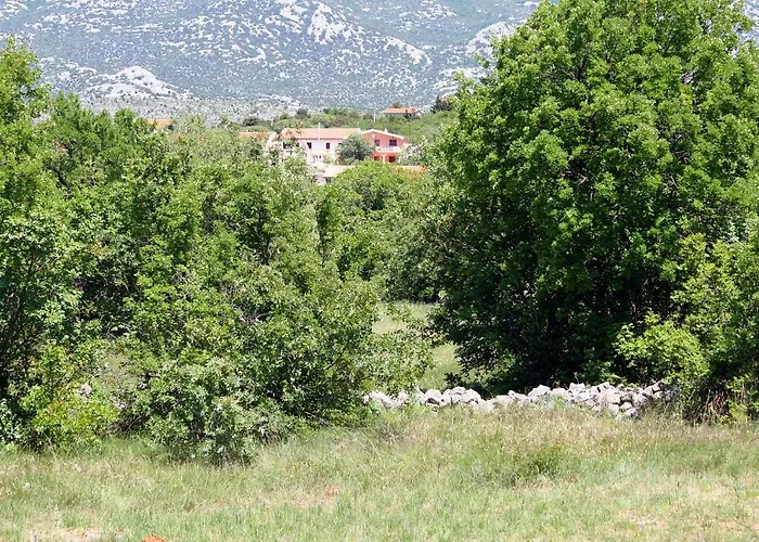With Parking Space Rovanjska, Paklenica - 6209 Апартаменты
