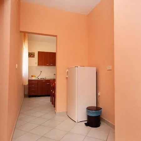 With Parking Space Rovanjska, Paklenica - 6209 Рованьска