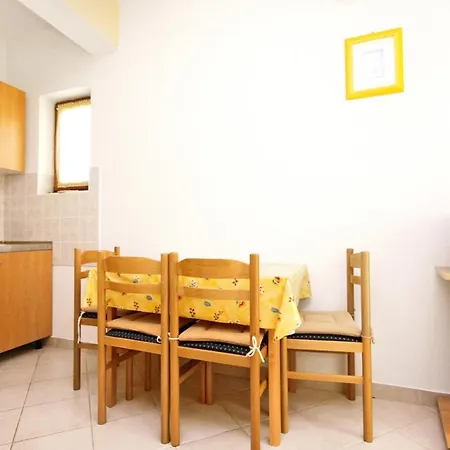 With A Parking Space Rovanjska, Paklenica - 6209 Apartment