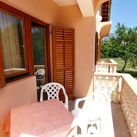 With Parking Space Rovanjska, Paklenica - 6209 Рованьска
