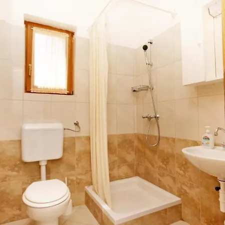 Апартаменты With Parking Space Rovanjska, Paklenica - 6209 *