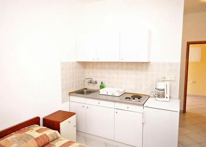 With Parking Space Rovanjska, Paklenica - 6209 Apartmán